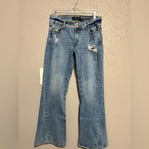 women’s flare leg jeans